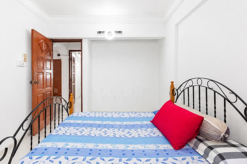853 Woodlands Street 83, 853 Woodlands Street 83, 3 Bedrooms, 904 sqft, HDB Flat For Sale, by KOH YONG JIAN, 500201877 - Bedroom - PropertyGuru.com.sg
