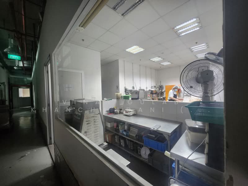 Pantech Business Hub, 196 Pandan Loop, 3,638 sqft, Factory / Workshop (B2) For Sale, by Vinay Gulab Khanchandani ( Vincent ), 500201880 - Kitchen - CommercialGuru.com.sg