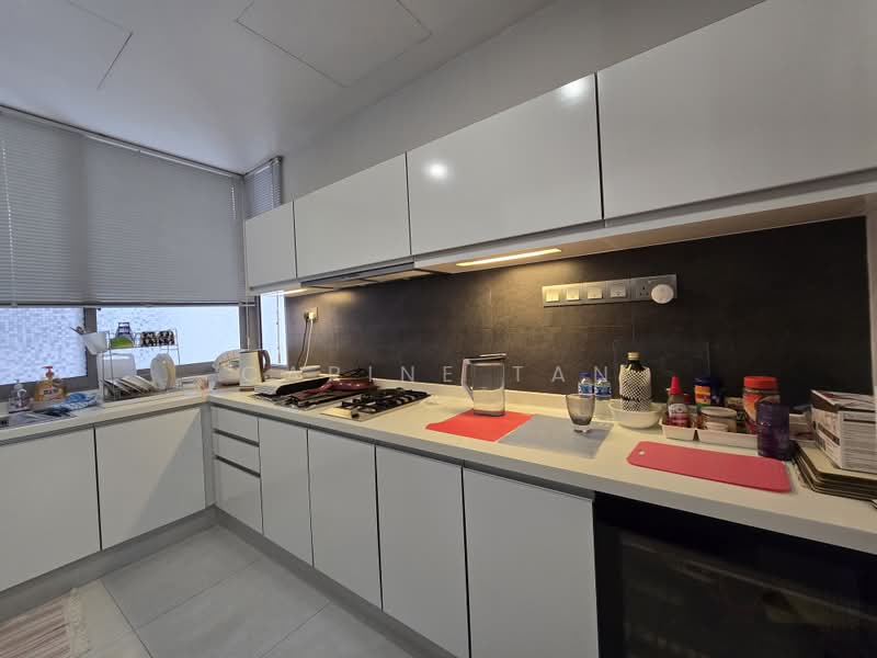 The Oceanfront @ Sentosa Cove, 287 Ocean Drive, 3 Bedrooms, 1,765 sqft, Condominium For Sale, by Carine Tan, 500201886 - Kitchen - PropertyGuru.com.sg