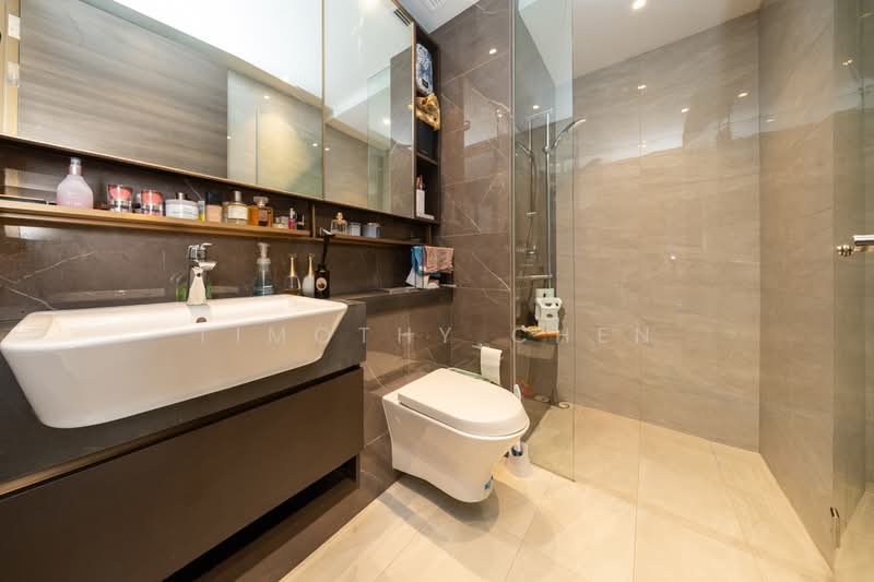 The Florence Residences, 89 Hougang Avenue 2, 2 Bedrooms, 667 sqft, Condominium For Sale, by Timothy Chen, 500201891 - Bathroom - PropertyGuru.com.sg