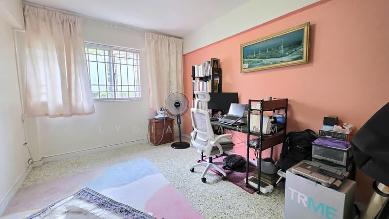 612 Ang Mo Kio Avenue 4, 612 Ang Mo Kio Avenue 4, 3 Bedrooms, 979 sqft, HDB Flat For Sale, by Lydia Hanim, 500201894 - Study - PropertyGuru.com.sg