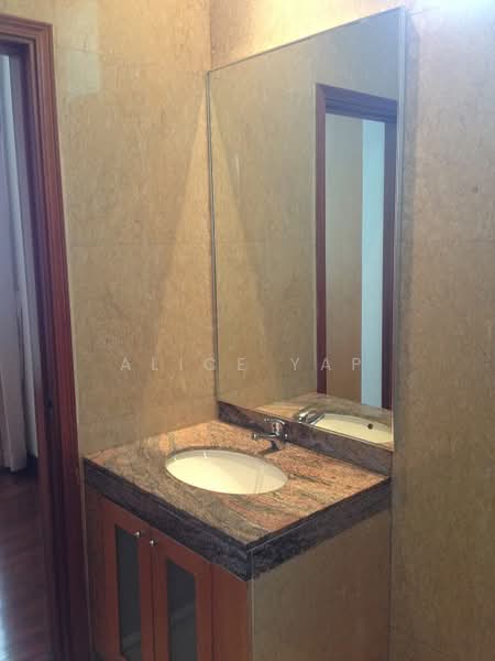 Kingsville, King's Road, 5 Bedrooms, 2,800 sqft, Semi-Detached House For Rent, by Alice Yap, 500201897 - Bathroom - PropertyGuru.com.sg