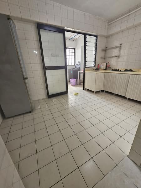 534 Woodlands Drive 14, 534 Woodlands Drive 14, 3 Bedrooms, 1,335 sqft, HDB Flat For Rent, by Chew Jennifer, 500201899 - Kitchen - PropertyGuru.com.sg