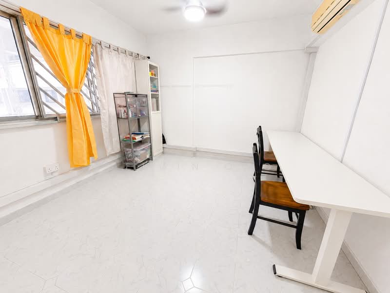 549 Jurong West Street 42, 549 Jurong West Street 42, 5 Bedrooms, 1,593 sqft, HDB Flat For Sale, by Delvin Ong, 500201900 - Study - PropertyGuru.com.sg