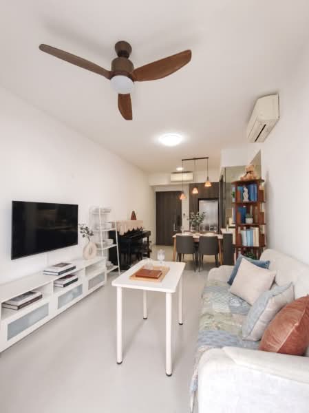 North Park Residences, 19 Yishun Central 1, 2 Bedrooms, 700 sqft, Condominium For Sale, by Luiz Lee, 500201901 - Living Room - PropertyGuru.com.sg