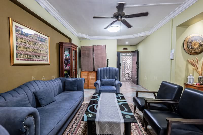 162 Jalan Teck Whye, 162 Jalan Teck Whye, 3 Bedrooms, 1,302 sqft, HDB Flat For Sale, by Nadiyah Kamsani, 500201903 - PropertyGuru.com.sg