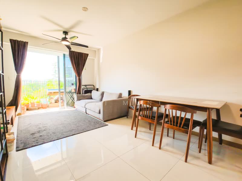 627B Tampines Street 61, 627B Tampines Street 61, 3 Bedrooms, 1,033 sqft, HDB Flat For Sale, by Elfi Muni, 500201918 - Living Room - PropertyGuru.com.sg