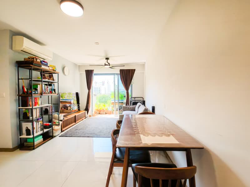 627B Tampines Street 61, 627B Tampines Street 61, 3 Bedrooms, 1,033 sqft, HDB Flat For Sale, by Elfi Muni, 500201918 - Living Room - PropertyGuru.com.sg