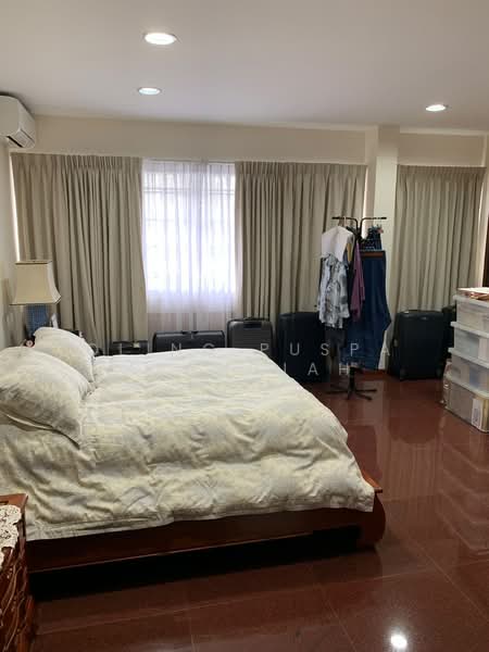Cairnhill Plaza, 53 Cairnhill Road, 3 Bedrooms, 2,820 sqft, Apartment For Sale, by Oling Puspa Alamsjah, 500201920 - Bedroom - PropertyGuru.com.sg