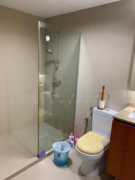 Cairnhill Plaza, 53 Cairnhill Road, 3 Bedrooms, 2,820 sqft, Apartment For Sale, by Oling Puspa Alamsjah, 500201920 - Bathroom - PropertyGuru.com.sg