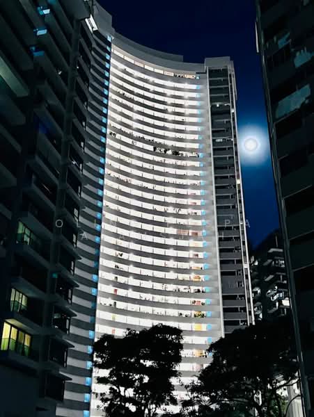 Cairnhill Plaza, 53 Cairnhill Road, 3 Bedrooms, 2,820 sqft, Apartment For Sale, by Oling Puspa Alamsjah, 500201920 - Exterior - PropertyGuru.com.sg