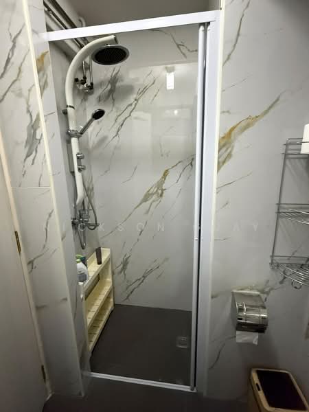Common Room in Compassvale area available for rent! 023, , Room Rental, 150 sqft, HDB Flat For Rent, by Nickson Guay, 500201921 - Bathroom - PropertyGuru.com.sg
