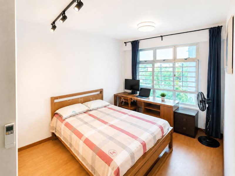 126B Canberra Street, 126B Canberra Street, 3 Bedrooms, 1,033 sqft, HDB Flat For Sale, by John Tan 奕欣, 500201925 - Bedroom - PropertyGuru.com.sg
