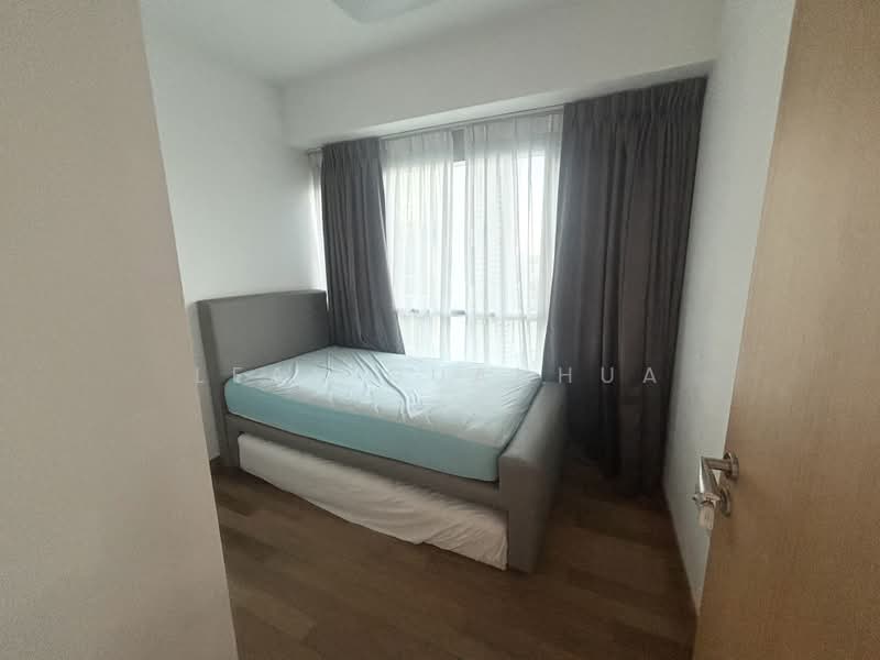 Eight Riversuites, 2 Whampoa East, 2 Bedrooms, 840 sqft, Condominium For Rent, by Lean Guanhua, 500201942 - Bedroom - PropertyGuru.com.sg