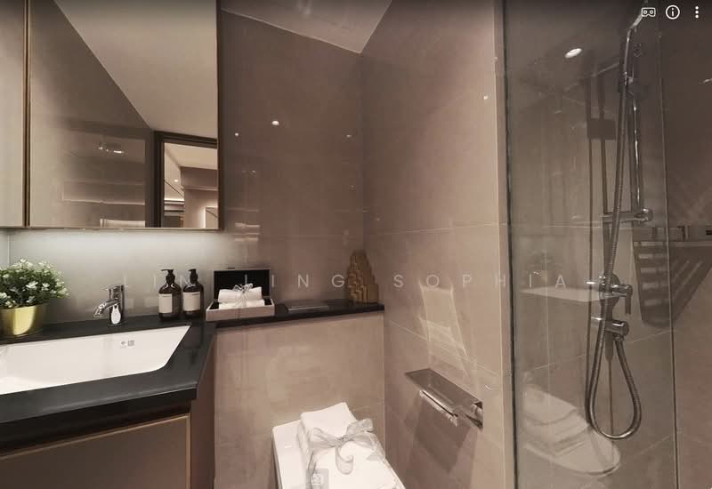 Chuan Park, 244 Lorong Chuan, 2 Bedrooms, 743 sqft, Condominium For Sale, by Lin Jing Sophia, 500201945 - Bathroom - PropertyGuru.com.sg