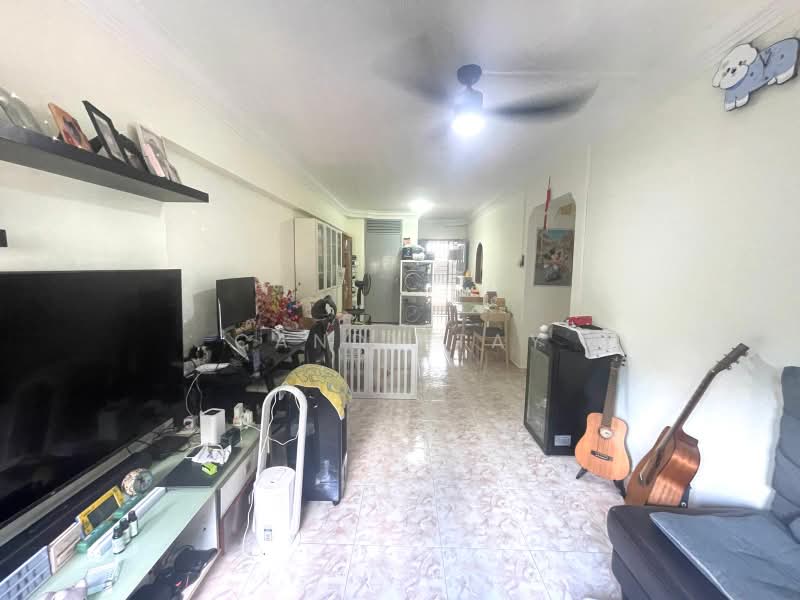 291E Bukit Batok Street 24, 291E Bukit Batok Street 24, 3 Bedrooms, 1,108 sqft, HDB Flat For Sale, by Candy Tay, 500201963 - Living Room - PropertyGuru.com.sg