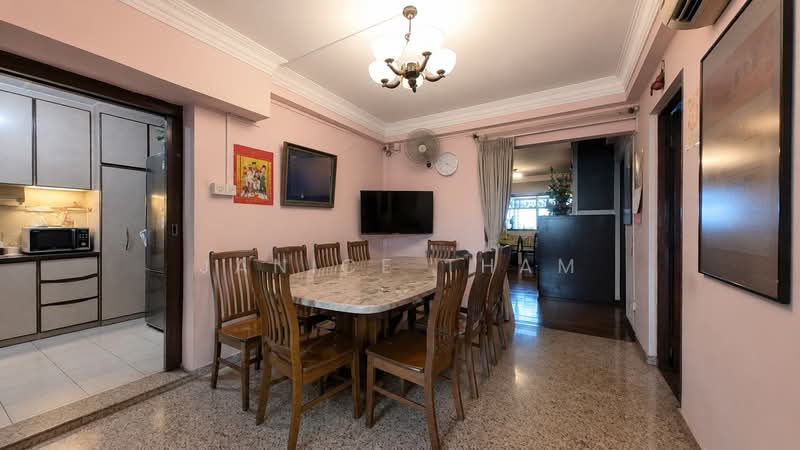 805 Woodlands Street 81, 805 Woodlands Street 81, 5 Bedrooms, 2,066 sqft, HDB Flat For Sale, by Janice Tham, 500201970 - Dining Room - PropertyGuru.com.sg