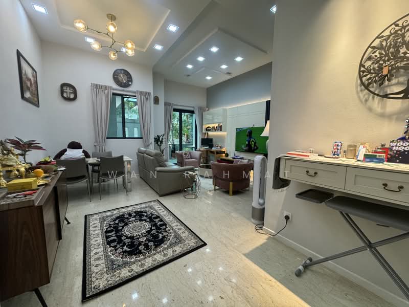 Hilltop Grove, 134C Hillview Avenue, 2 Bedrooms, 1,281 sqft, Condominium For Sale, by Wan Rahmat, 500201972 - Living Room - PropertyGuru.com.sg