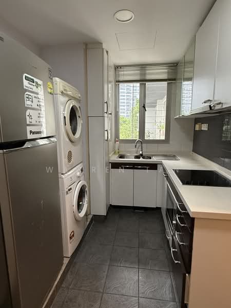 The Levelz, 38 Farrer Road, 1 Bedroom, 743 sqft, Condominium For Rent, by Warren Tan, 500201984 - Kitchen - PropertyGuru.com.sg