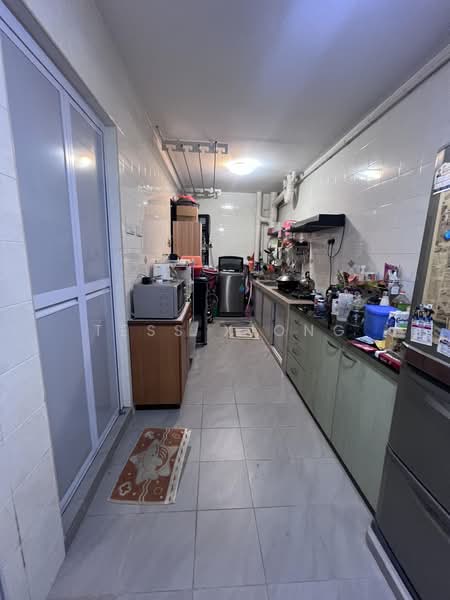 143 Lorong 2 Toa Payoh, 143 Lorong 2 Toa Payoh, Balestier / Toa Payoh, 3 Bedrooms, 979 sqft, HDB Flat For Sale, by Tess Xiong, 500201988 - Kitchen - PropertyGuru.com.sg