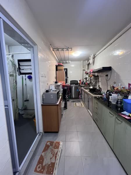 143 Lorong 2 Toa Payoh, 143 Lorong 2 Toa Payoh, Balestier / Toa Payoh, 3 Bedrooms, 979 sqft, HDB Flat For Sale, by Tess Xiong, 500201988 - Kitchen - PropertyGuru.com.sg