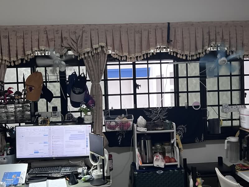 143 Lorong 2 Toa Payoh, 143 Lorong 2 Toa Payoh, Balestier / Toa Payoh, 3 Bedrooms, 979 sqft, HDB Flat For Sale, by Tess Xiong, 500201988 - Study - PropertyGuru.com.sg