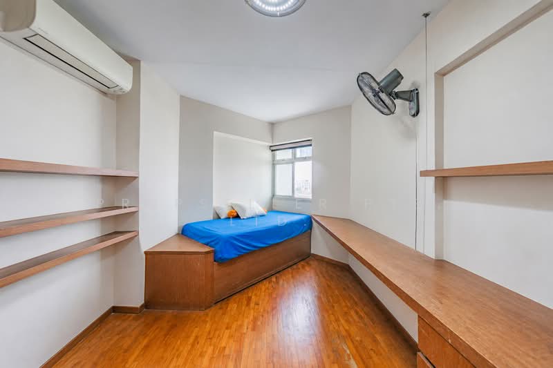 385 Bukit Batok West Avenue 5, 385 Bukit Batok West Avenue 5, 3 Bedrooms, 1,238 sqft, HDB Flat For Sale, by ADNIX LIU, 500201993 - PropertyGuru.com.sg