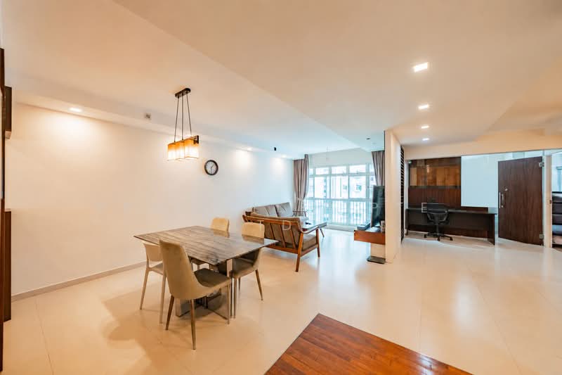 385 Bukit Batok West Avenue 5, 385 Bukit Batok West Avenue 5, 3 Bedrooms, 1,238 sqft, HDB Flat For Sale, by ADNIX LIU, 500201993 - Living Room - PropertyGuru.com.sg