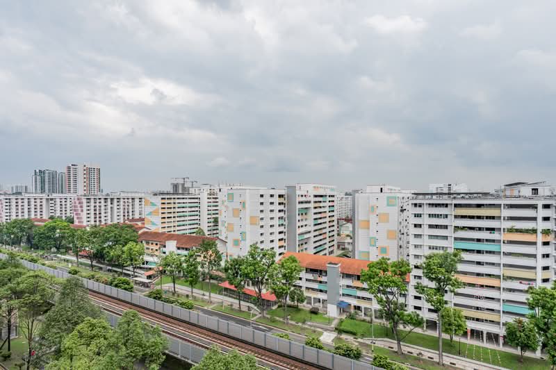 385 Bukit Batok West Avenue 5, 385 Bukit Batok West Avenue 5, 3 Bedrooms, 1,238 sqft, HDB Flat For Sale, by ADNIX LIU, 500201993 - Exterior - PropertyGuru.com.sg