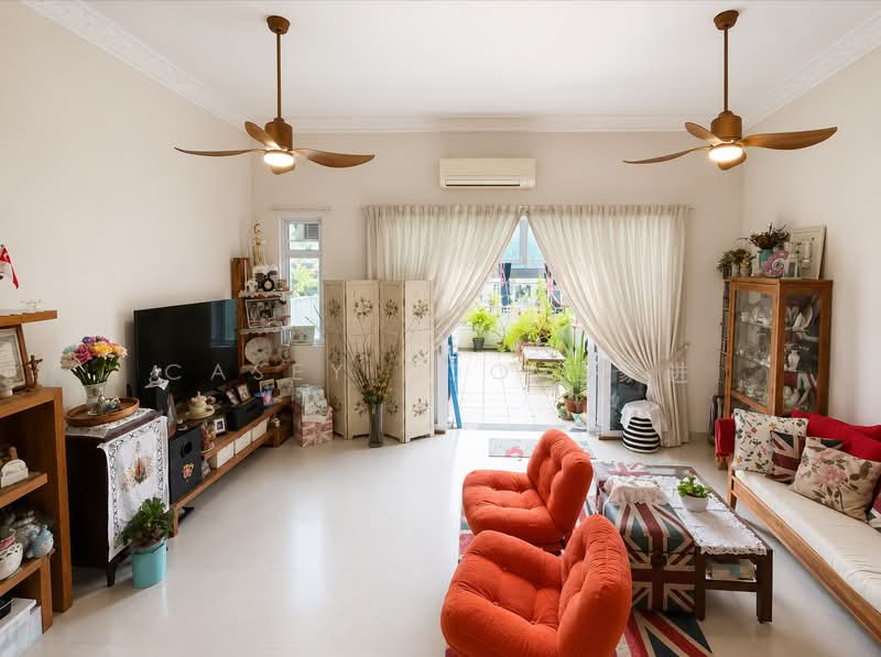 The Windsor, 5A Ontario Avenue, 3 Bedrooms, 1,582 sqft, Condominium For Sale, by Casey Koo 古家进, 500202032 - Living Room - PropertyGuru.com.sg
