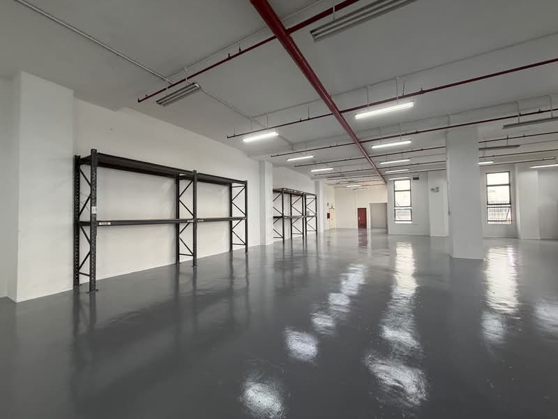 CSI Distribution Centre, 2 Kim Chuan Drive, 6,000 sqft, Factory / Workshop (B2) For Rent, by Marc Lee, 500202050 - Interior - CommercialGuru.com.sg