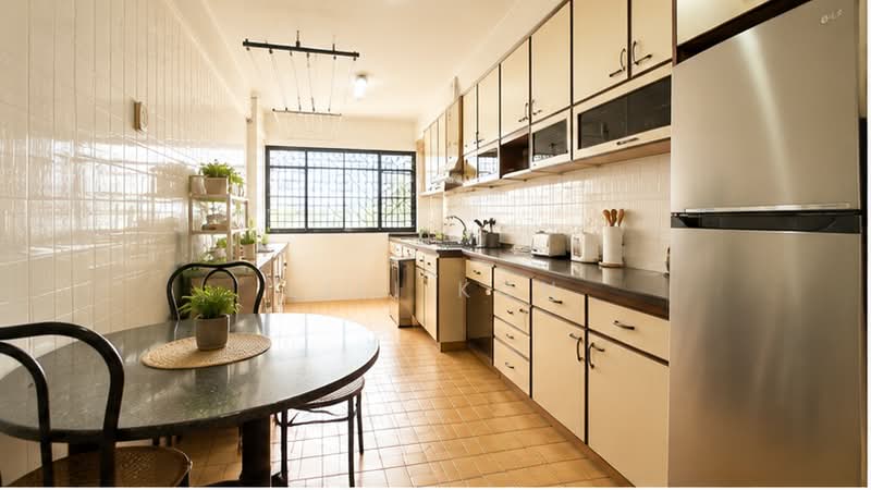 332 Serangoon Avenue 3, 332 Serangoon Avenue 3, 3 Bedrooms, 904 sqft, HDB Flat For Sale, by LiLi Koh, 500202054 - Kitchen - PropertyGuru.com.sg