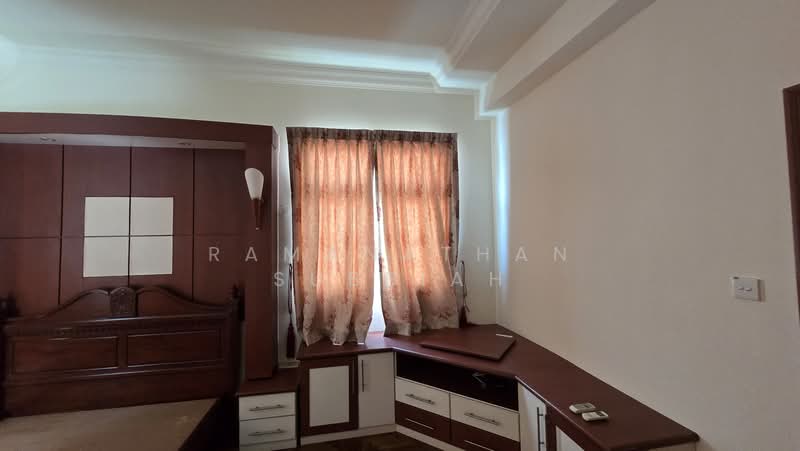 346 Lorong Lew lian, Lorong Lew lian, 6 Bedrooms, 3,100 sqft, Semi-Detached House For Rent, by Ramanathan Subbiah, 500202057 - Bedroom - PropertyGuru.com.sg