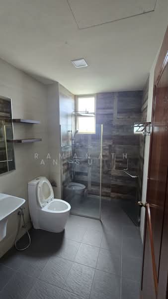 346 Lorong Lew lian, Lorong Lew lian, 6 Bedrooms, 3,100 sqft, Semi-Detached House For Rent, by Ramanathan Subbiah, 500202057 - Bathroom - PropertyGuru.com.sg