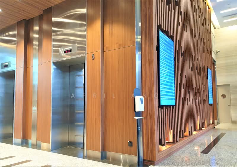 quality building raffles place, cecil street, 2,240 sqft, Office For Rent, by April Ang, 500202073 - Lobby - CommercialGuru.com.sg