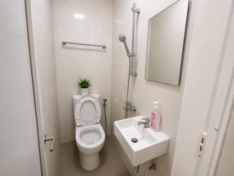 Northvale, 61 Choa Chu Kang Loop, 2 Bedrooms, 1,087 sqft, Condominium For Sale, by Nix Deng, 500202075 - Bathroom - PropertyGuru.com.sg