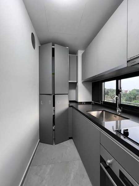 Parkwood Residences, 208 Yio Chu Kang Road, 3 Bedrooms, 936 sqft, Condominium For Sale, by Alton Nah, 500202081 - Kitchen - PropertyGuru.com.sg