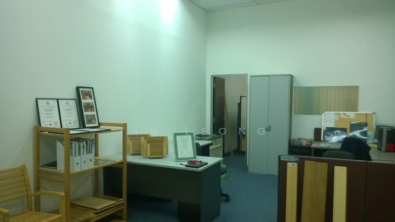 Unity Centre, 51 Bukit Batok Crescent, 550 sqft, Light Industrial (B1) For Rent, by Jim Leong, 500202085 - Interior - CommercialGuru.com.sg