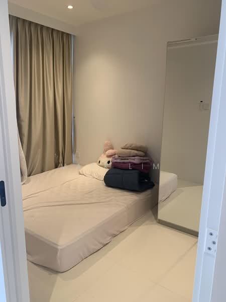 Eng Aun Park, Jalan Novena Utara, 2 Bedrooms, 990 sqft, Terraced House For Rent, by Mark Lim, 500202090 - Bedroom - PropertyGuru.com.sg