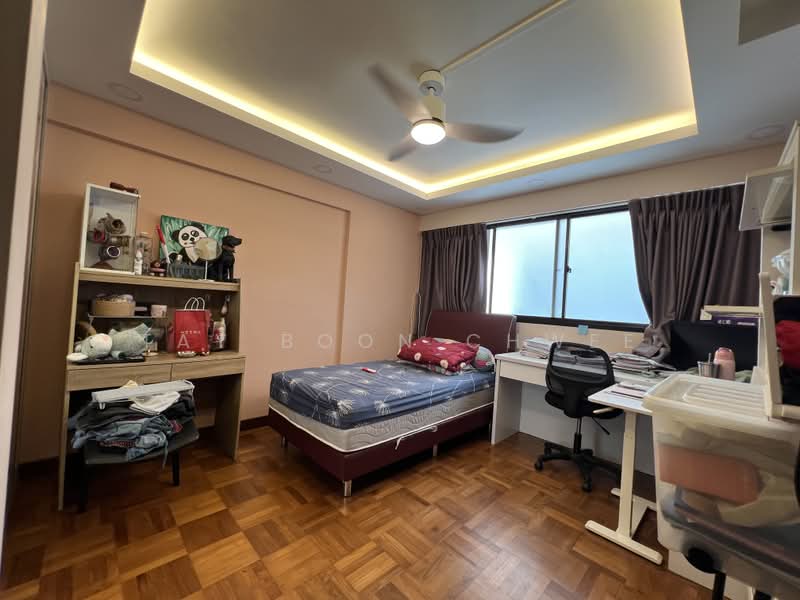 712 Hougang Avenue 2, 712 Hougang Avenue 2, 3 Bedrooms, 1,593 sqft, HDB Flat For Sale, by Tay Boon Chwee, 500202092 - Bedroom - PropertyGuru.com.sg