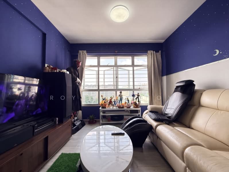 879B Tampines Avenue 8, 879B Tampines Avenue 8, 3 Bedrooms, 1,001 sqft, HDB Flat For Sale, by Royston Choy, 500202101 - Living Room - PropertyGuru.com.sg