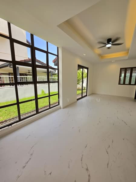 ⭐CORNER TERRACE AT INTER TERRACE PRICE⭐ WIDE FRONTAGE (☎9693⚡8899 发发久久), , 5 Bedrooms, 3,200 sqft, Corner Terrace For Sale, by Denny Lim, 500202105 - Living Room - PropertyGuru.com.sg