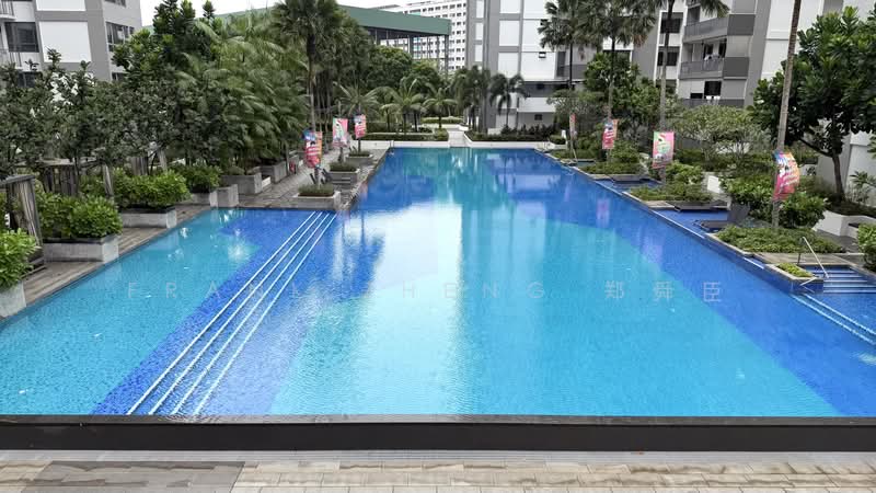 Vue 8 Residence, 97 Pasir Ris Heights, Pasir Ris / Tampines, 2 Bedrooms, 926 sqft, Condominium For Sale, by Frank Zheng 郑舜臣, 500202108 - Pool - PropertyGuru.com.sg