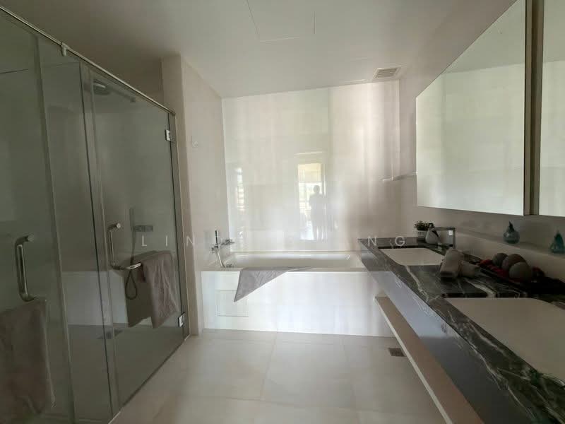 Residences @ Emerald Hill, 119 Emerald Hill Road, 4 Bedrooms, 2,282 sqft, Condominium For Sale, by Linda Zhang, 500202109 - Bathroom - PropertyGuru.com.sg