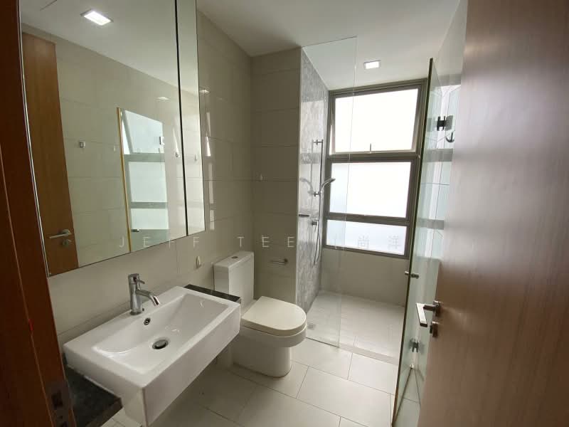The Seafront on Meyer, 55 Meyer Road, 3 Bedrooms, 1,604 sqft, Condominium For Sale, by Jeff Tee (尚洋), 500202112 - Bathroom - PropertyGuru.com.sg