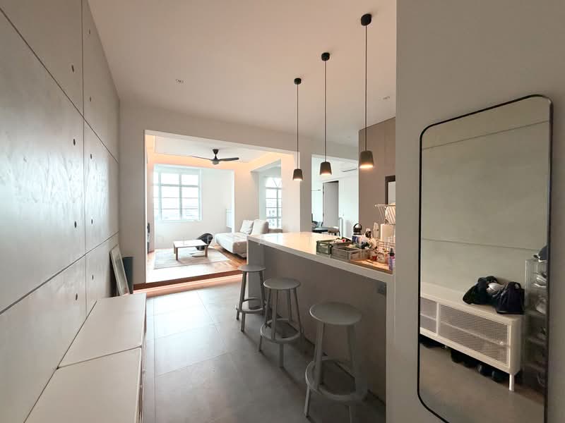 Hillview Heights, 27 Hillview Avenue, 2 Bedrooms, 958 sqft, Condominium For Sale, by Debra Teoh, 500202113 - Living Room - PropertyGuru.com.sg