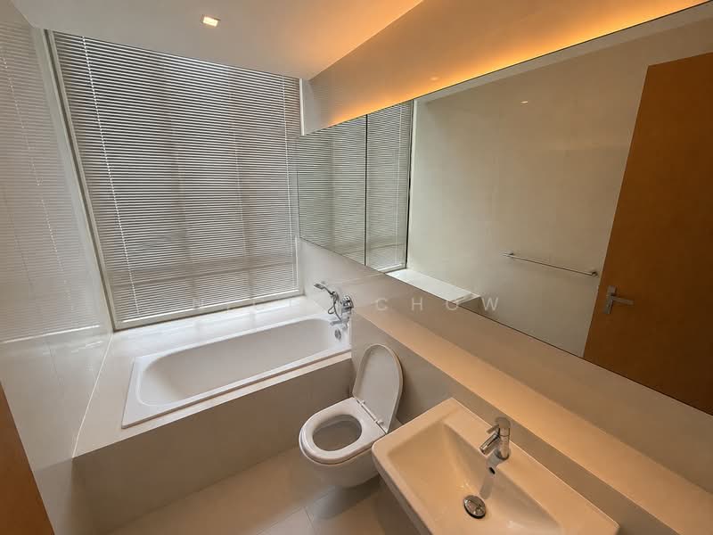 The Cosmopolitan, 200 Kim Seng Road, 3 Bedrooms, 1,324 sqft, Condominium For Rent, by Nigel Chow, 500202119 - Bathroom - PropertyGuru.com.sg