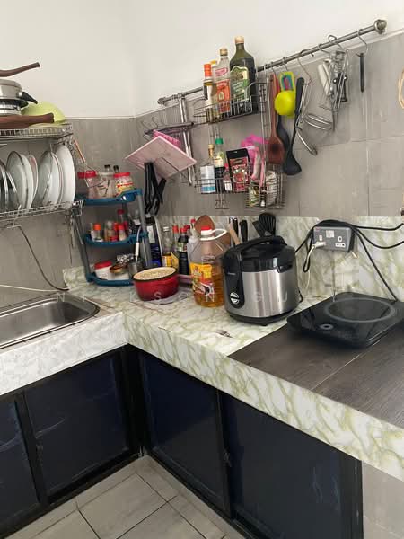 Common Room with attached bath in Serangoon area for rent! 028, , Room Rental, 150 sqft, Terraced House For Rent, by Nickson Guay, 500202123 - Kitchen - PropertyGuru.com.sg