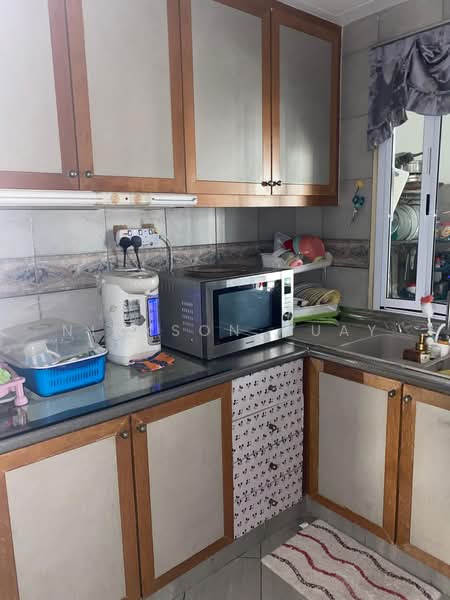 Common Room with attached bath in Serangoon area for rent! 028, , Room Rental, 150 sqft, Terraced House For Rent, by Nickson Guay, 500202123 - Kitchen - PropertyGuru.com.sg