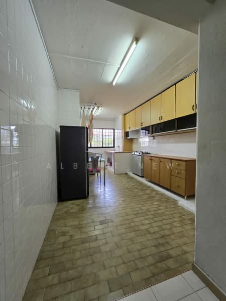 178 Bukit Batok West Avenue 8, 178 Bukit Batok West Avenue 8, 2 Bedrooms, 786 sqft, HDB Flat For Rent, by Albert New, 500202124 - Kitchen - PropertyGuru.com.sg